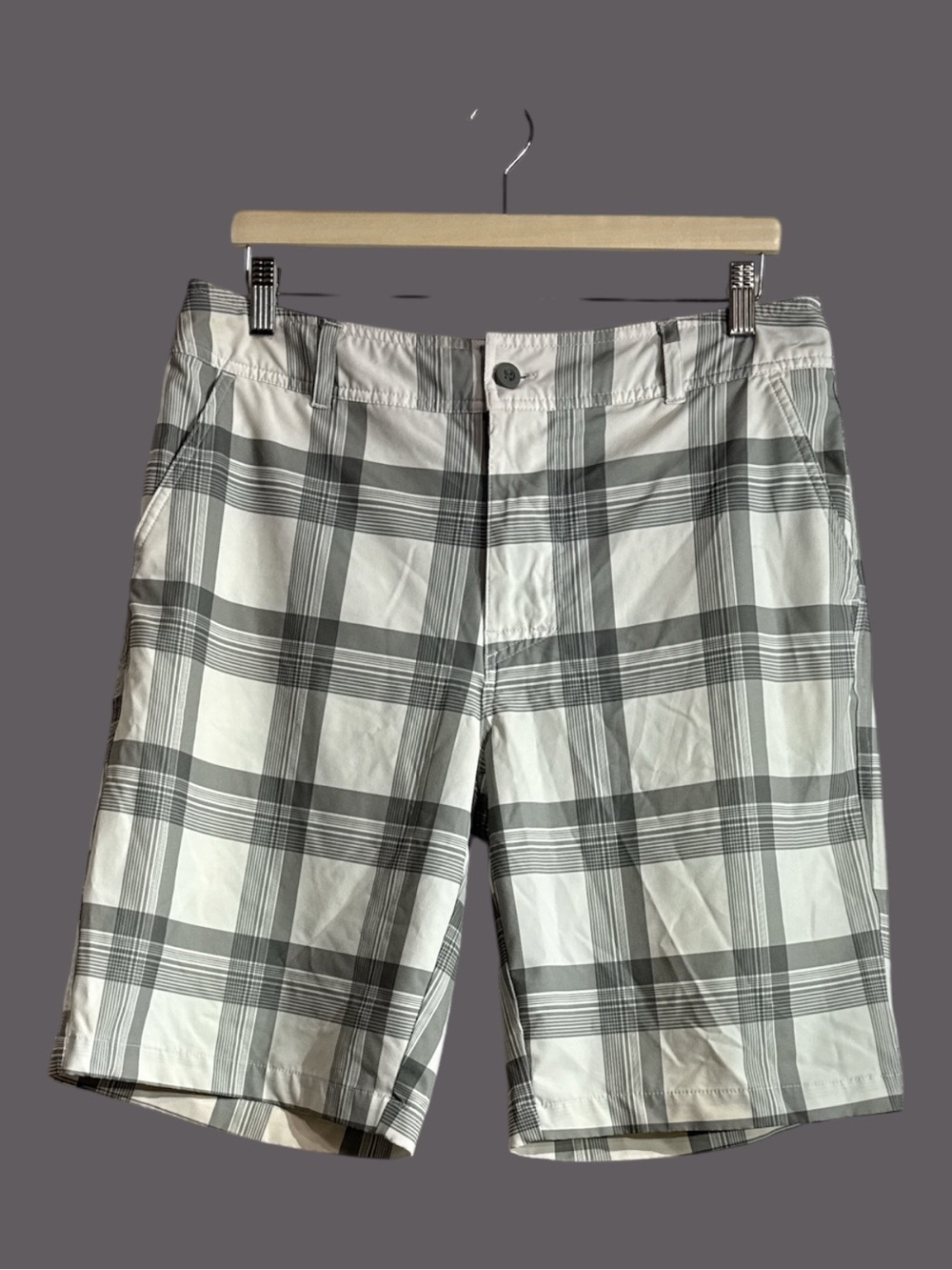 Mossimo Supply Co Hybrid 4 Way Stretch Swim Shorts White Gray Plaid Size 34?